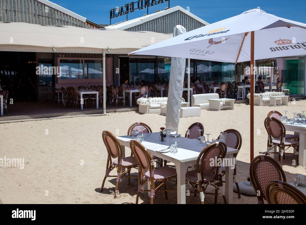 Grand Beach Cafe sur le front de mer, le Cap - Afrique du Sud Banque D'Images