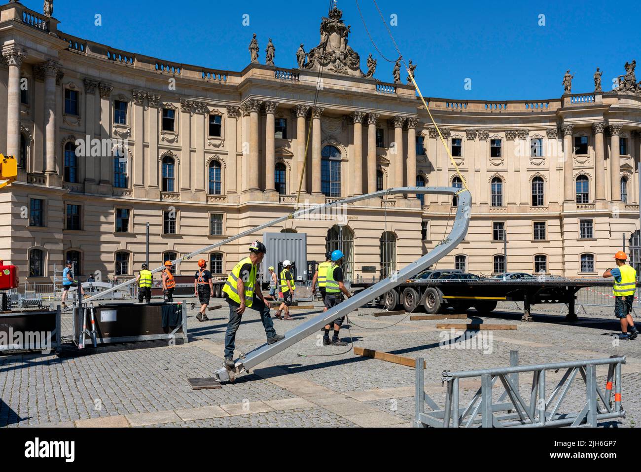 Artisan, démantèlement d'une scène d'événement sur Bebelplatz, Berlin-Mitte, Allemagne Banque D'Images