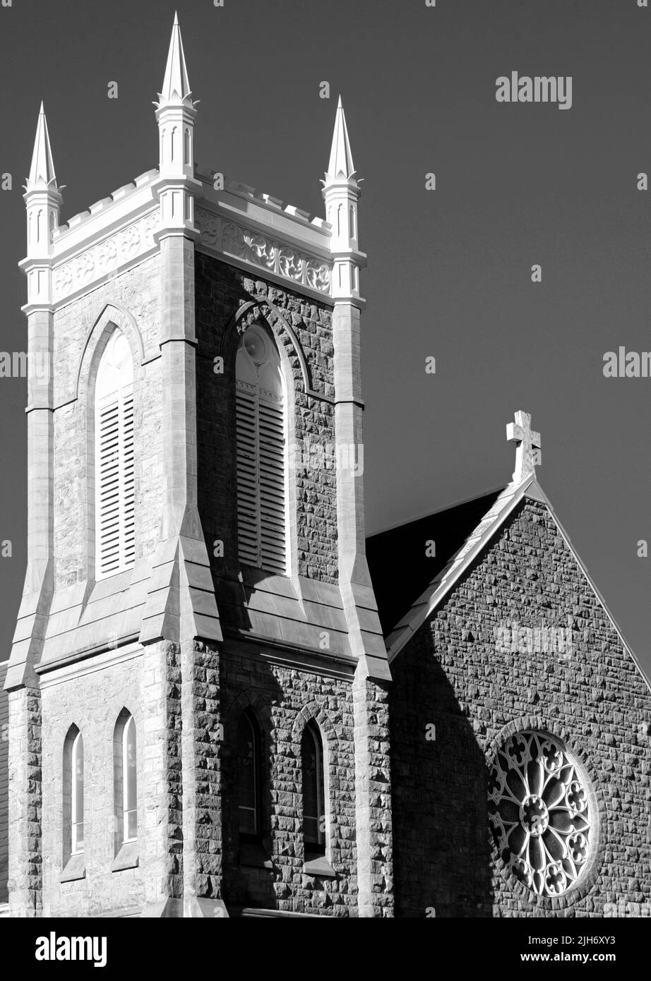 Gros plan de la cathédrale Saint-Patrick de Tacoma, Washington Banque D'Images