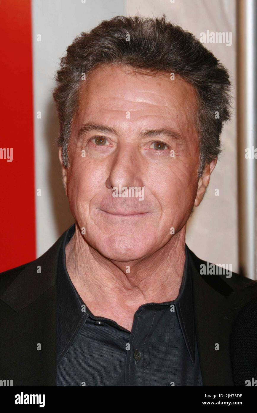 Dustin Hoffman participe à la première mondiale de Fox Walden de 'Mr. Magorium's Wonder Emporium' au DGA Theatre de New York sur 11 novembre 2007. Crédit photo : Henry McGee/MediaPunch Banque D'Images