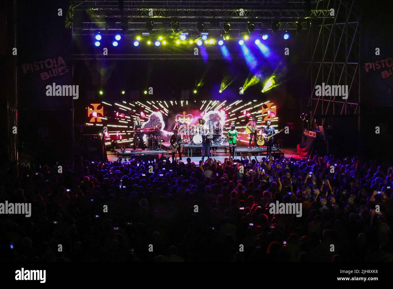 Pistoia, Italie. 15th juillet 2022. Les esprits simples pendant les esprits simples - 40 ans de Hits, concert de musique à Pistoia, Italie, 15 juillet 2022 Credit: Agence de photo indépendante/Alamy Live News Banque D'Images