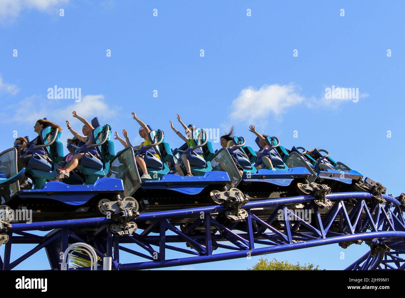 Roller coaster people Banque de photographies et d'images à haute résolution - Alamy