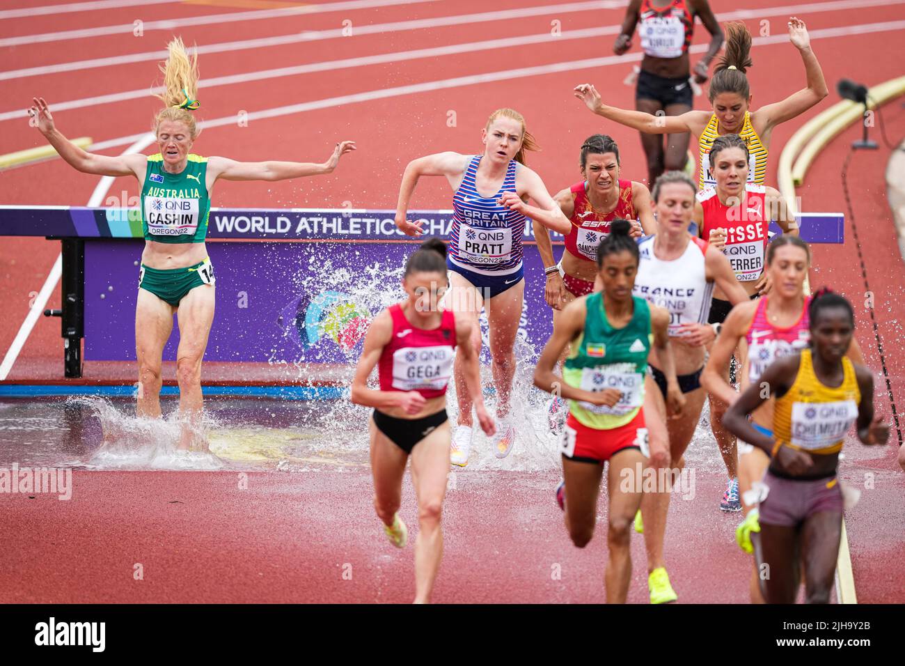 Aimee Pratt de Grande-Bretagne pendant la chaleur steeplechase des femmes en 3000m le deuxième jour des Championnats du monde d'athlétisme à Hayward Field, Université de l'Oregon aux États-Unis. Date de la photo: Samedi 16 juillet 2022. Banque D'Images