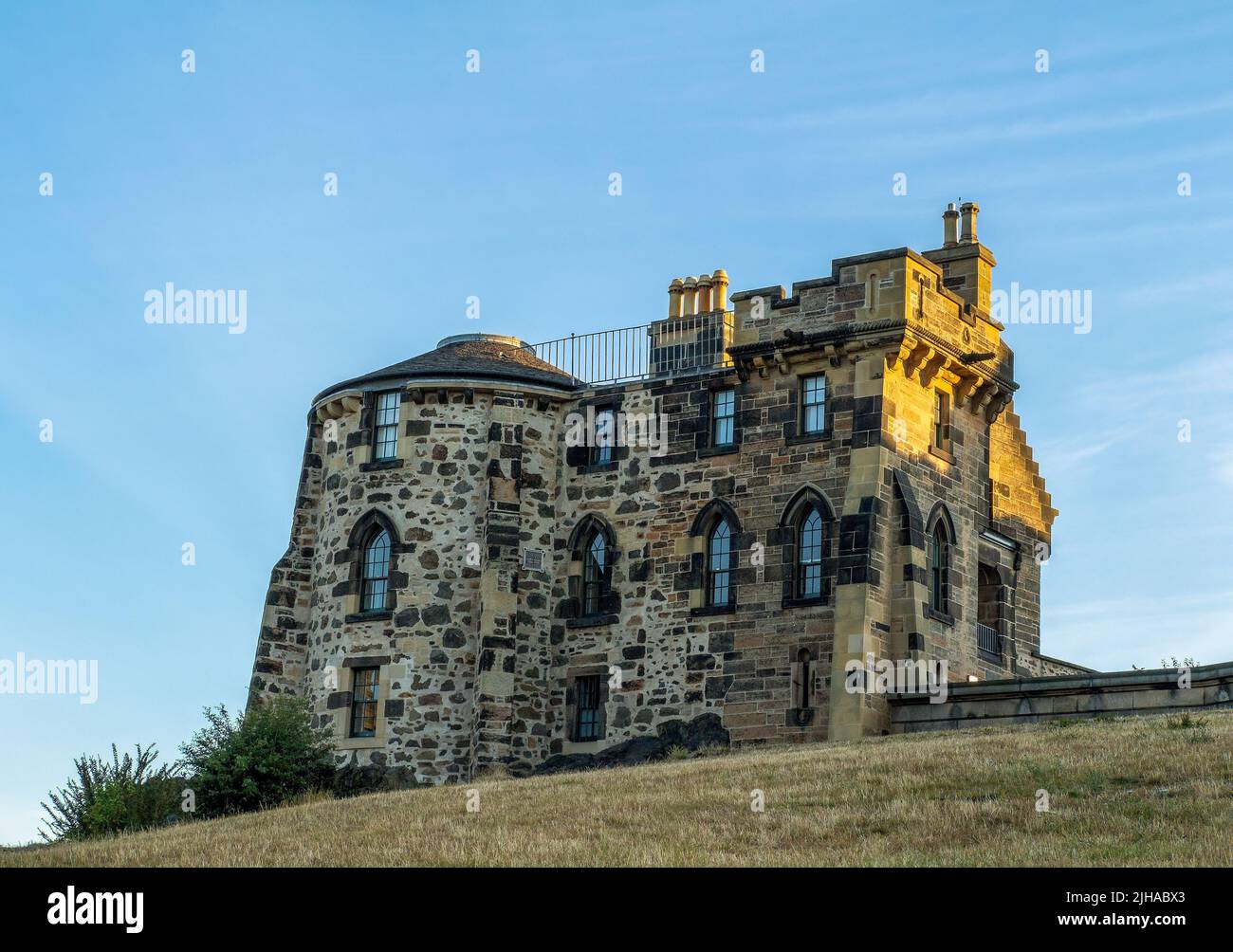 Pris sur la colline de Calton de l'observatoire de la ville et était un observatoire astronomique, il est également connu sous le nom d'observatoire de Calton Hill. Édimbourg, Écosse Banque D'Images