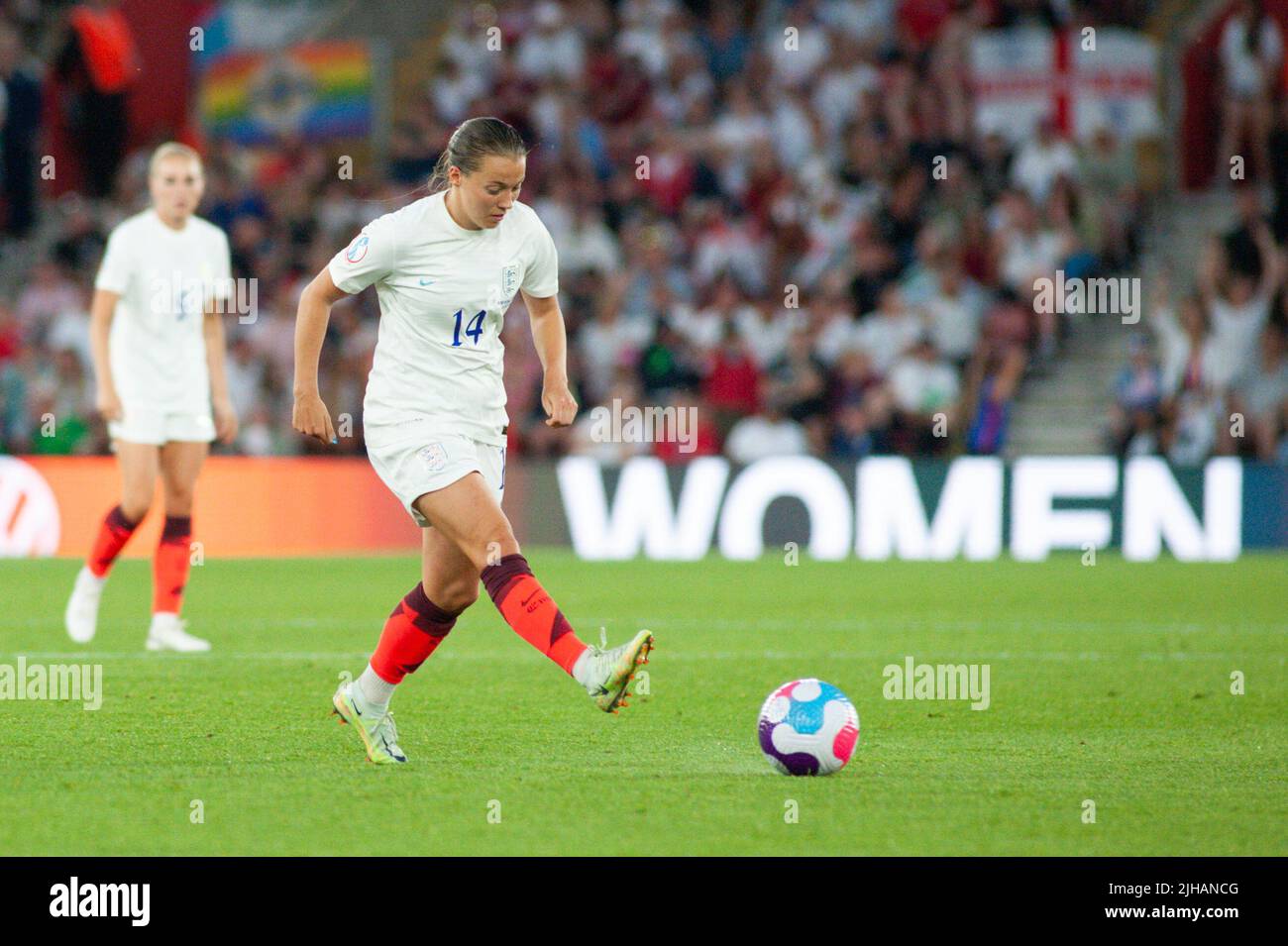 Southampton, Royaume-Uni. 15th juillet 2022. Southampton, Angleterre, 15 juillet 2022: Francesca Kirby (14 Angleterre) à l'occasion du match de football européen 2022 des femmes de l'UEFA entre l'Angleterre et l'Irlande du Nord à St Marys à Southampton, Angleterre. (Karl W Newton /SPP) crédit: SPP Sport presse photo. /Alamy Live News Banque D'Images