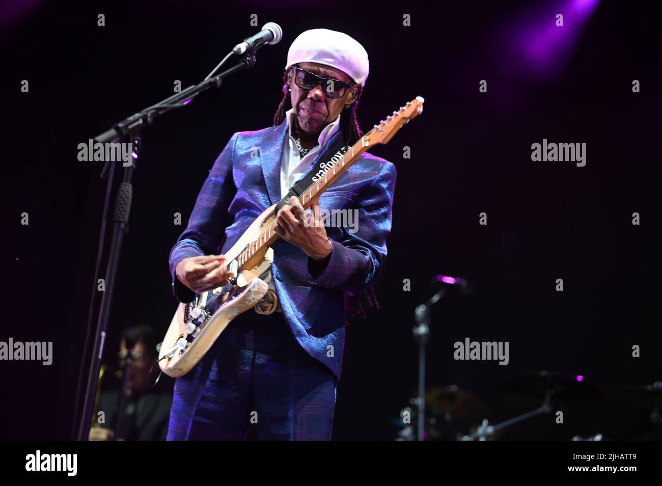 Nile Rodgers & chic se exécutant à l'hippodrome de Doncaster, Royaume-Uni , 16.07.2022 Banque D'Images