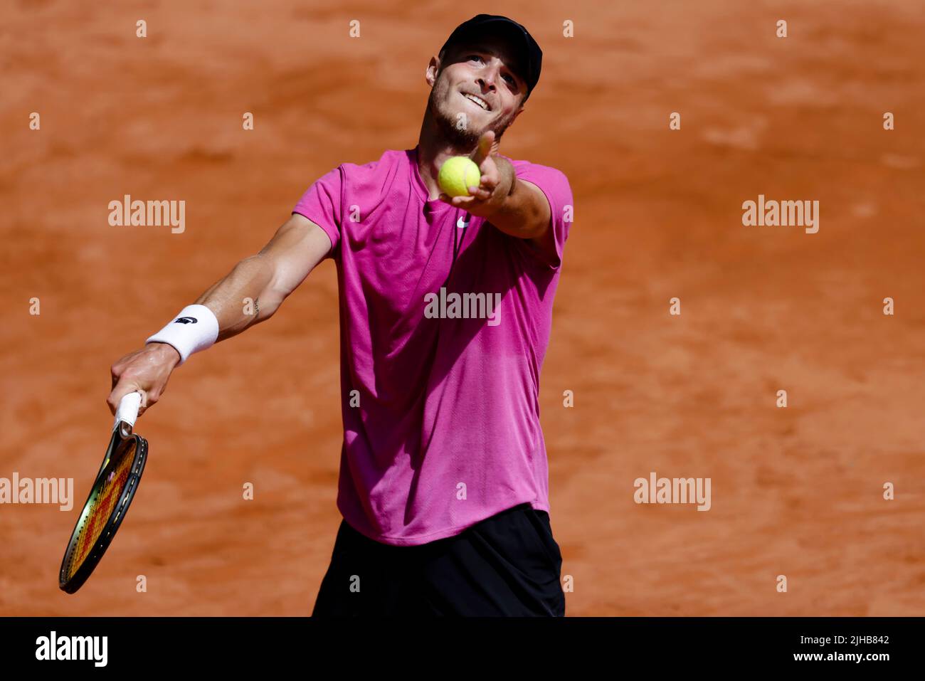 17 juillet 2022, Hambourg: Tennis: WTA Tour/ATP Tour, célibataires, hommes, qualifications, 2nd ronde. TOPO (Allemagne) - Molleker (Allemagne). Rudolf Molleker en action. Photo: Frank Molter/dpa Banque D'Images