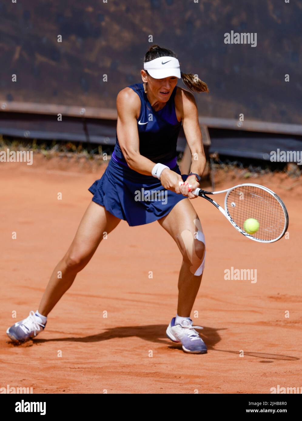 17 juillet 2022, Hambourg: Tennis: WTA Tour/ATP Tour, célibataires, femmes, qualification, 2nd ronde. Friedsam (Allemagne) - Cadantu-Ignatik (Roumanie). Alexandra Cadantu-Ignatik en action. Photo: Frank Molter/dpa Banque D'Images