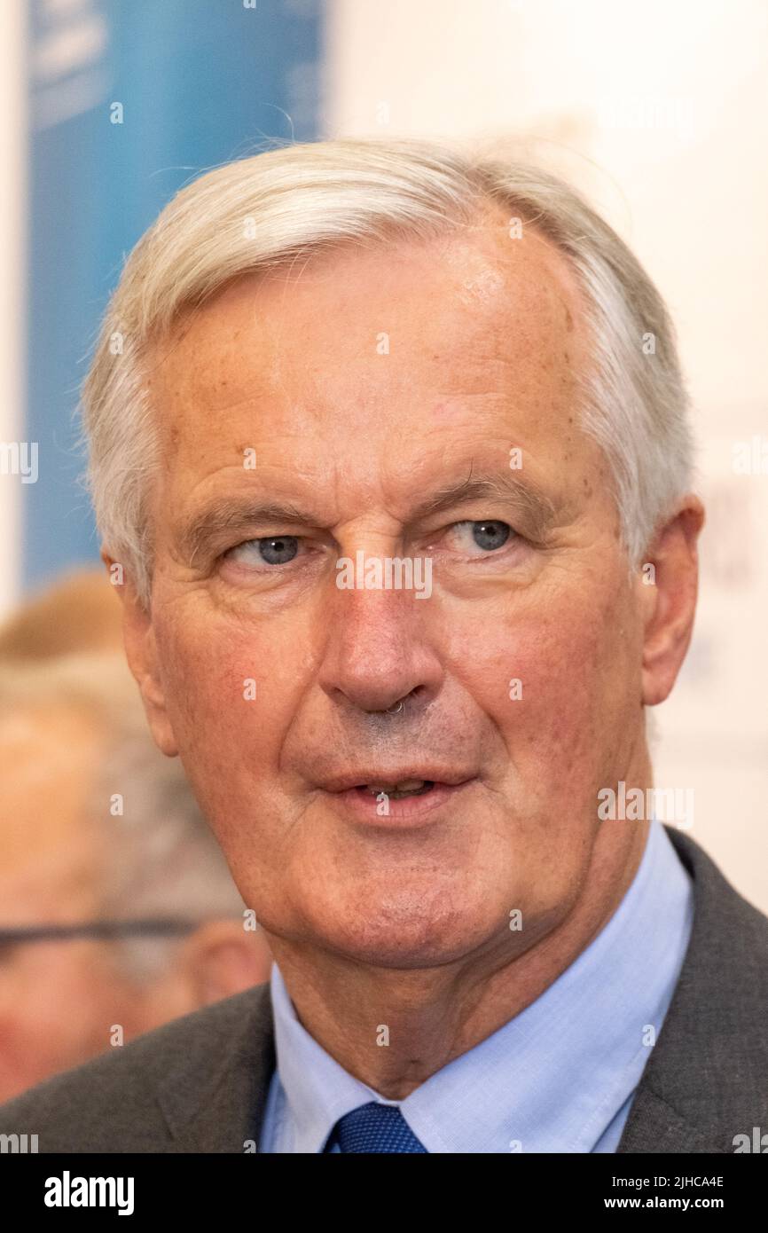 Michel Barnier, ancien négociateur en chef du Brexit et candidat à la présidence, dans L'ESPACE, salon internationales des Productions animations, au Parc des Expositions de Rennes. France. Banque D'Images