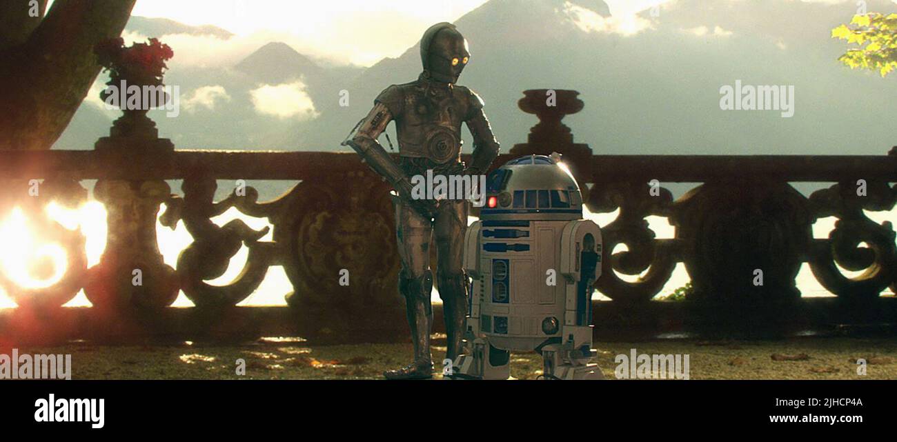ANTHONY DANIELS, KENNY BAKER, STAR WARS: ÉPISODE II - ATTAQUE DES CLONES, 2002 Banque D'Images