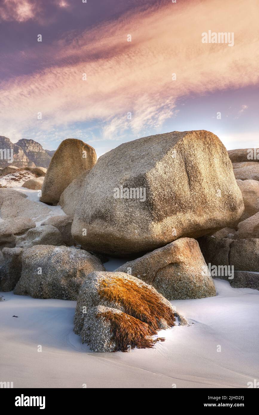 Côte rocheuse - Cap occidental. Côte rocheuse du Cap occidental, Afrique du Sud. Banque D'Images