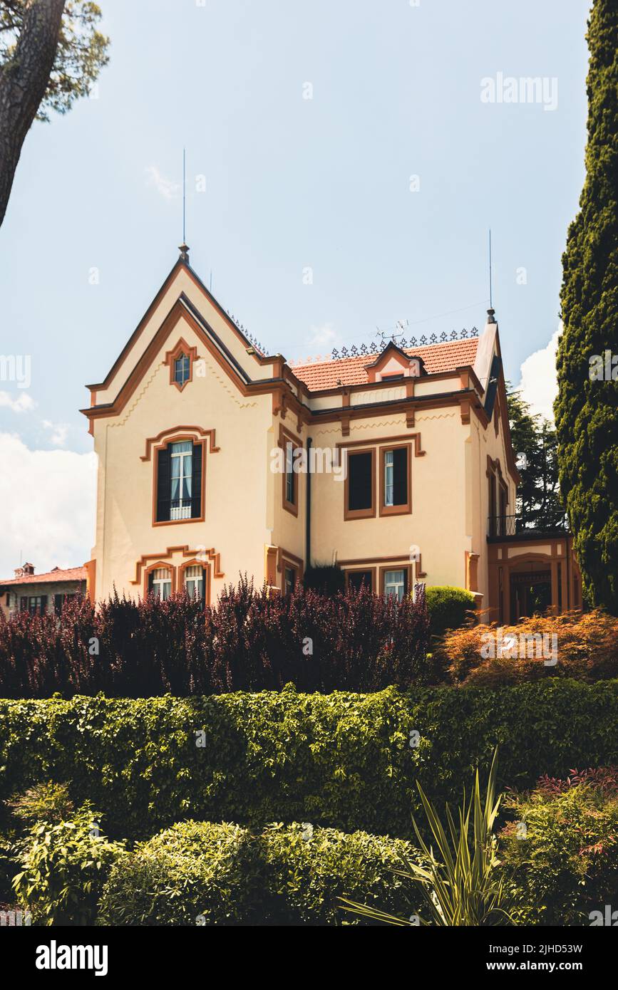 Maison dans le lac de Côme Banque D'Images
