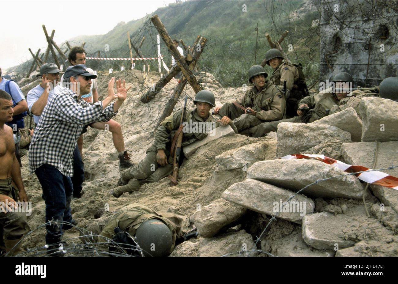 STEVEN SPIELBERG, VIN DIESEL, BARRY PEPPER, ADAM GOLDBERG, Tom Sizemore, Saving Private Ryan, 1998 Banque D'Images