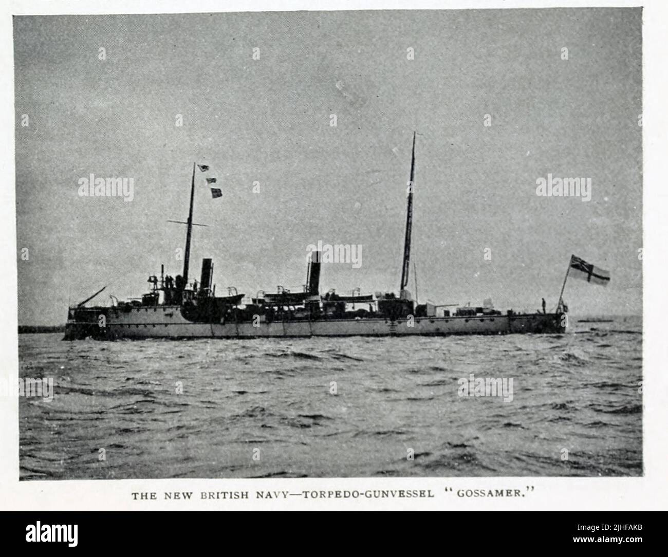 Le navire de guerre New British Navy Torpedo HMS Gossamer 1890 était un chaloupe de la Royal Navy britannique de classe Sharpshooter. Elle a été construite au chantier naval Sheerness de 1889 à 1891. Elle a été convertie en minesweeper en 1909 et a continué ces fonctions pendant la première Guerre mondiale. Gossamer a été vendu à la ferraille en 1920. D'un article ' NAVIRES DE LA NOUVELLE MARINE BRITANNIQUE ' par W. Laird Clotvcs de Factory and Industrial Management Magazine Volume 6 1894 Publisher New York [etc.] McGraw-Hill [etc.] Banque D'Images