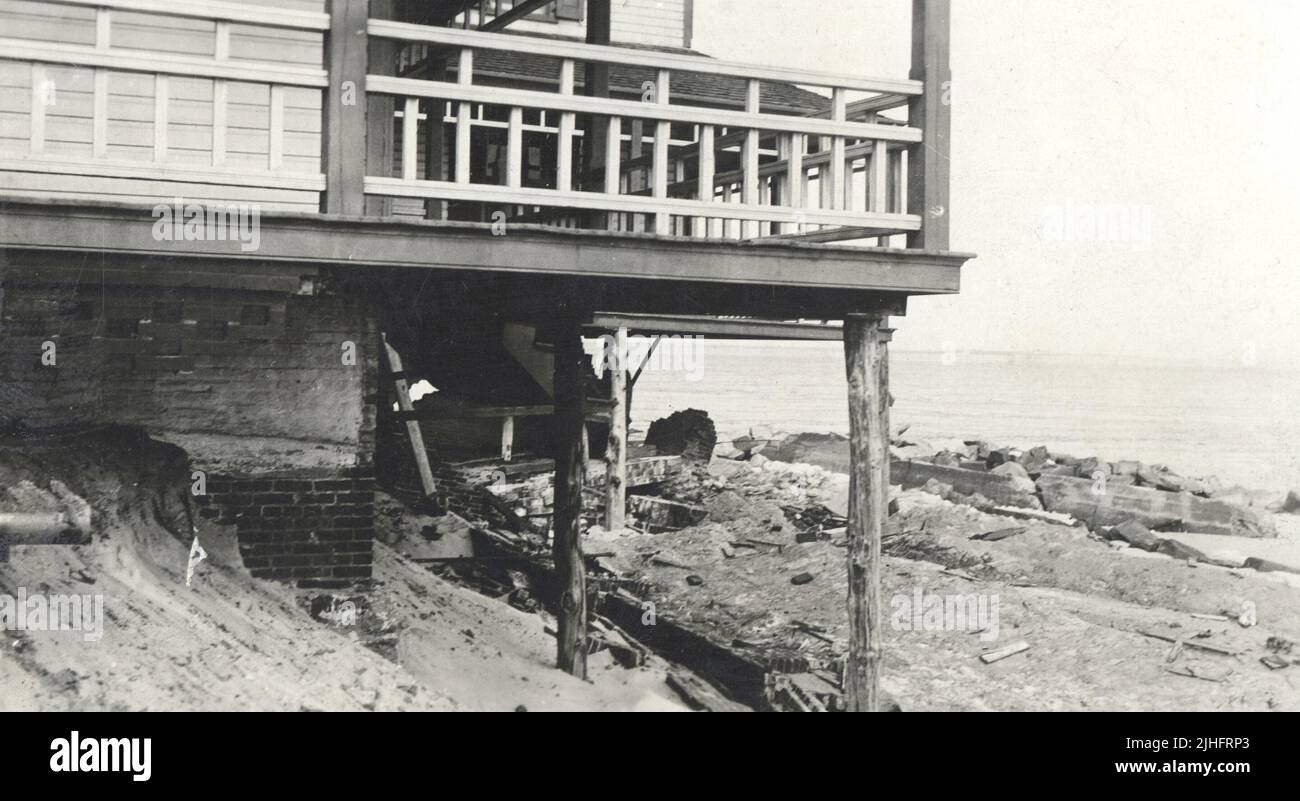 New Jersey - Barnegat. Station de lumière Barnegat. Recherche env. NNE. Montrant le côté sud de l'habitation de Keeper. HBB 4/4/20. Banque D'Images