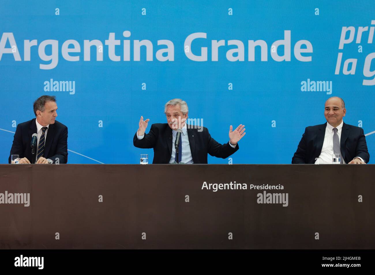 Buenos Aires, le 18th juillet 2022. Le Président Alberto Fernández a dirigé la présentation de l'Argentine Grande, Plan d'infrastructure pour le développement de la nation, avec le Ministre des travaux publics, Gabriel Katopodis et le Chef du Cabinet des Ministres Juan Manzur (crédit: Esteban Osorio/Alay Live News) Banque D'Images