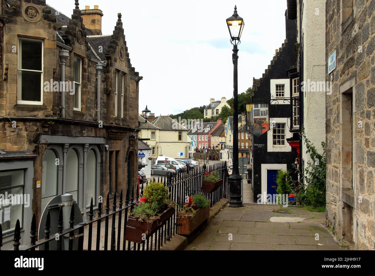 Ville écossaise, West Terrace, South Queensferry, Lothian, Écosse, ROYAUME-UNI Banque D'Images