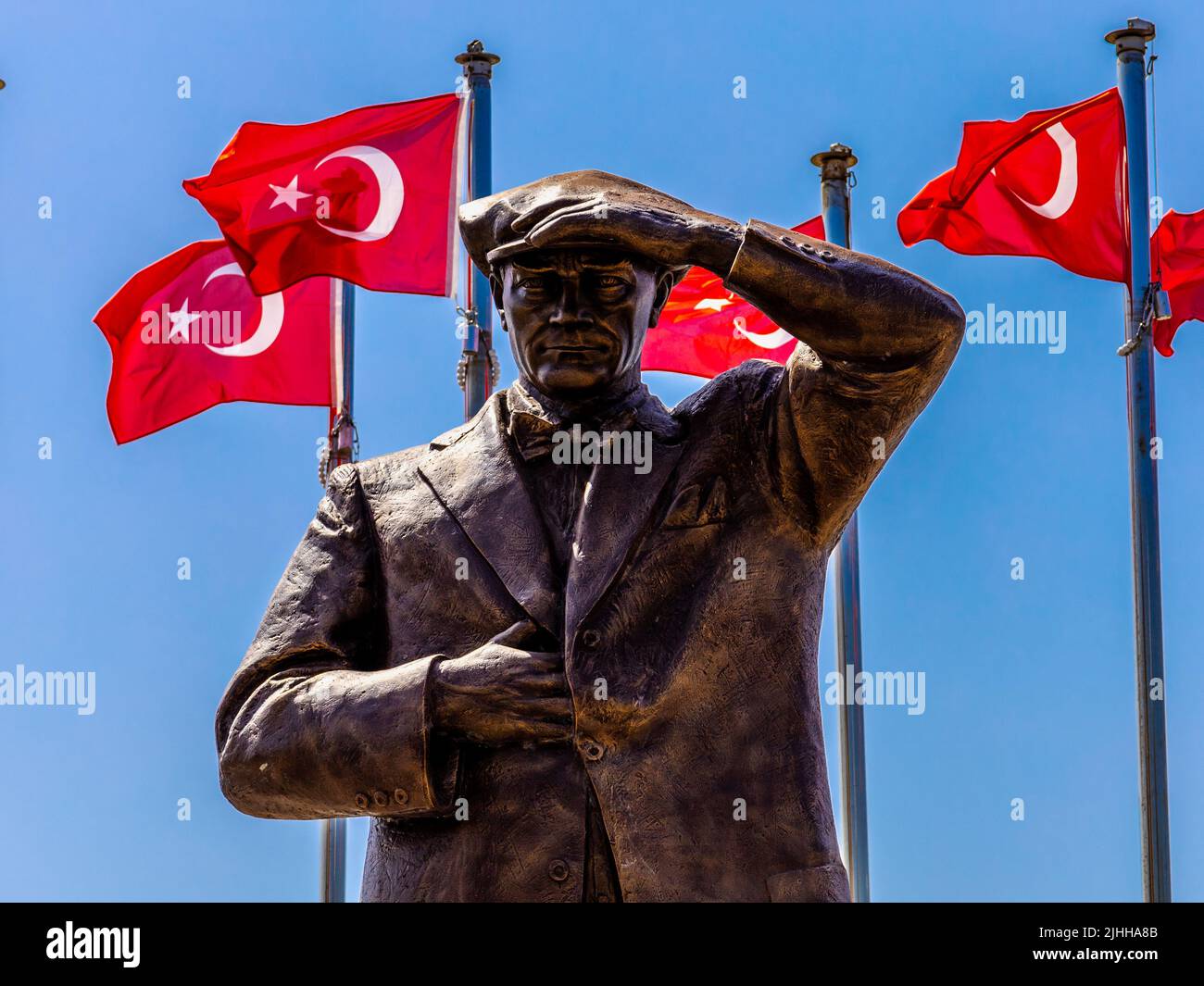 Monument à Ataturk dans le centre de la ville touristique de Turkey Marmaris Banque D'Images