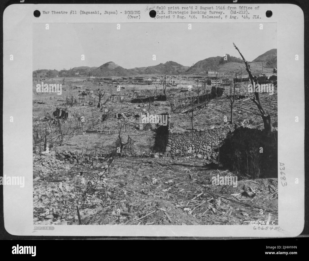 Zone résidentielle à Nagasaki, Japon, après le Blaste de la bombe atomique. 15 octobre 45. Banque D'Images