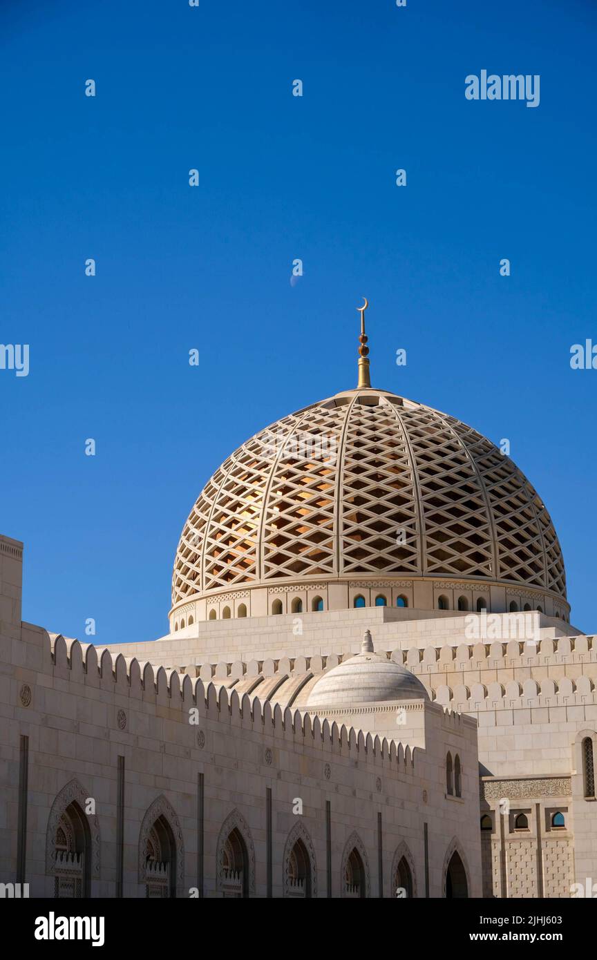 structure architecturale dans le style oriental de la mosquée Banque D'Images