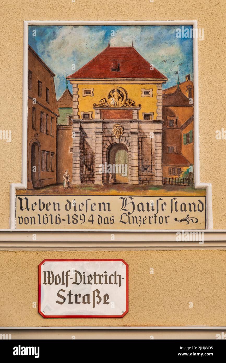 Plaque commémorative pour le Linzertor intérieur à Linzer Gasse, Salzbourg, Autriche, Banque D'Images