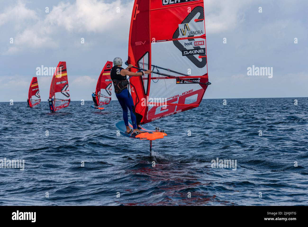 Kiel, Allemagne, septembre 2021 régate de voile des surfeurs de feuilles dans la baie de Kiel au large de Kiel-Schilksee Banque D'Images