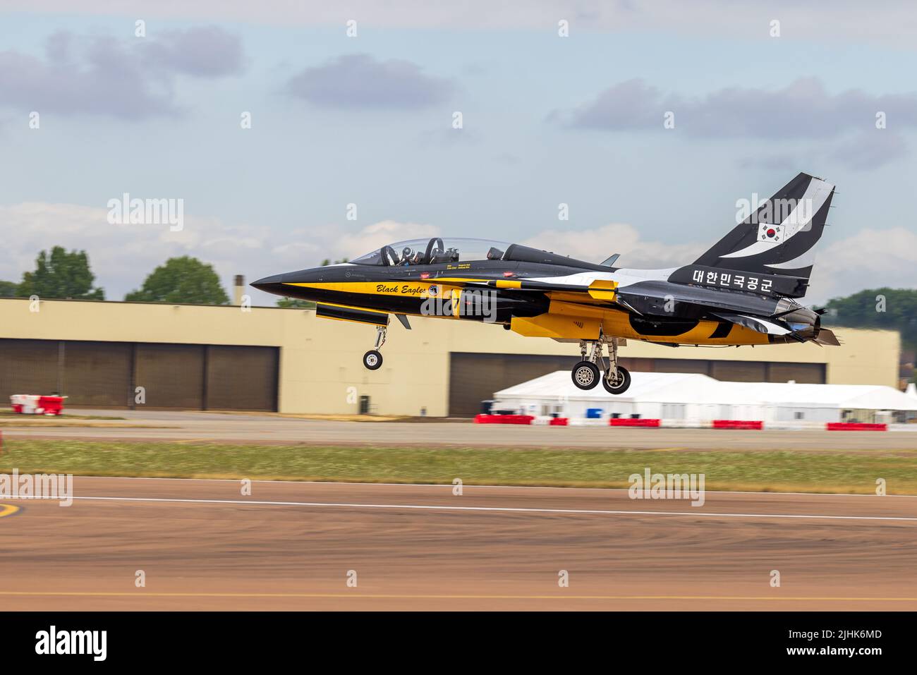 Force aérienne de la République de Corée - KAI T-50 Golden Eagle, un avion arrive à RAF Fairford pour le Royal International Air Tattoo le 13th juillet 2022 Banque D'Images