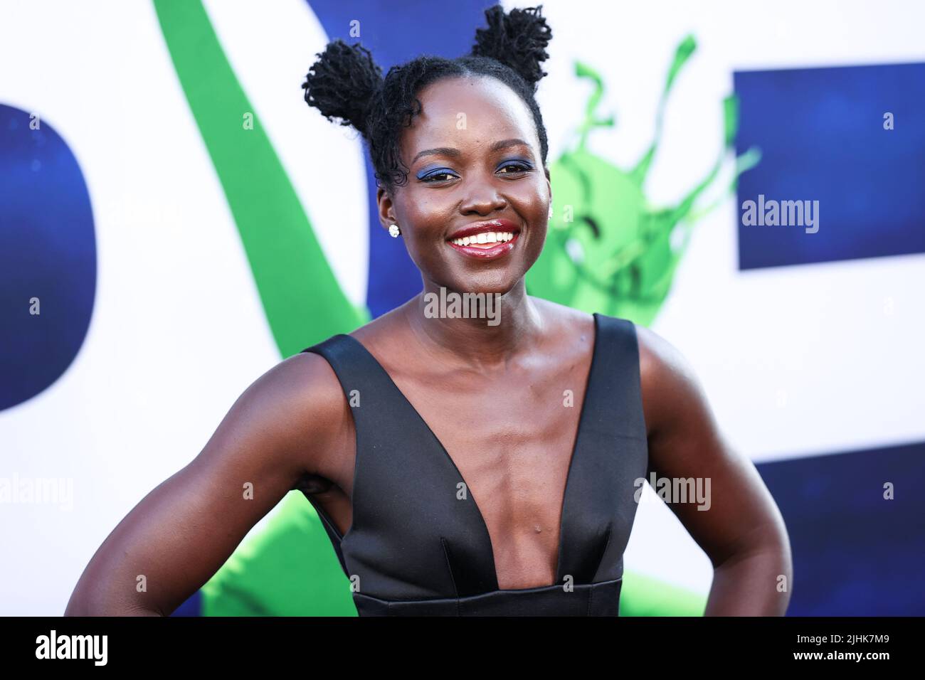 HOLLYWOOD, LOS ANGELES, CALIFORNIE, États-Unis - JUILLET 18 : Lupita Nyong'o arrive à la première mondiale de Universal Pictures 'Nan' qui s'est tenue au Théâtre chinois de TCL IMAX on 18 juillet 2022 à Hollywood, Los Angeles, Californie, États-Unis. (Photo de Xavier Collin/image Press Agency) Banque D'Images
