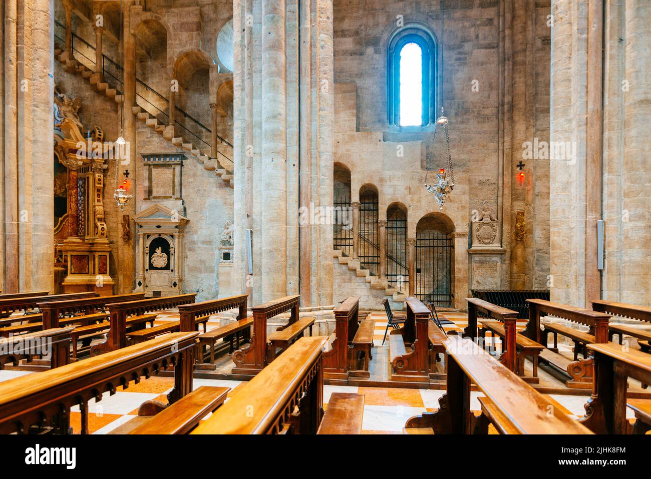 Intérieur. Duomo di Trento - Cathédrale de Trento, Cattedrale di San Vigilio. Piazza Duomo, Trento, Trentin, Trentin-Haut-Adige/Südtirol, Italie, Europe Banque D'Images