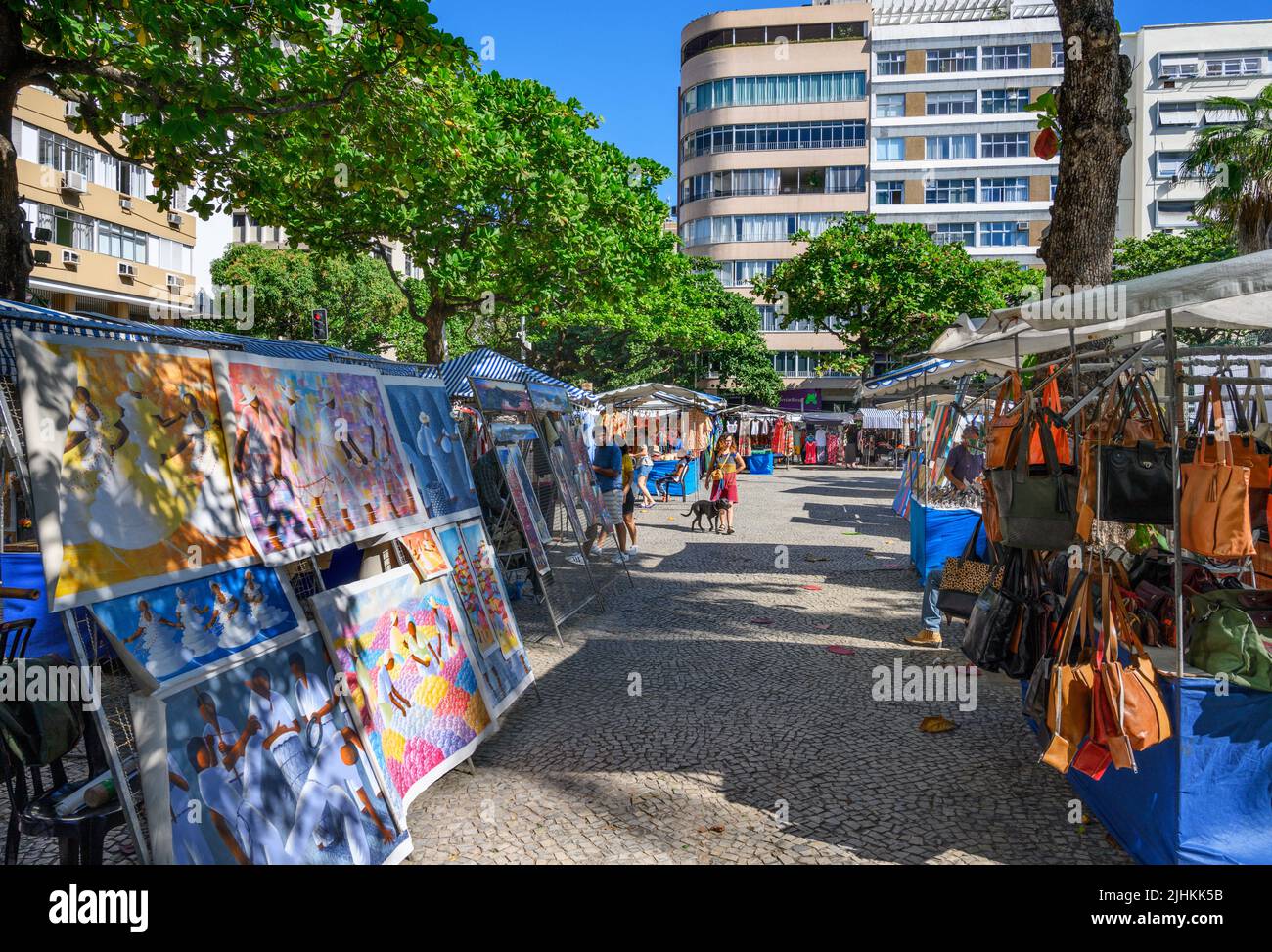 Feira hippie de Ipanema (foire hippie ou marché hippie), Praça General Osório, Ipanema, Rio de Janeiro, Brésil Banque D'Images