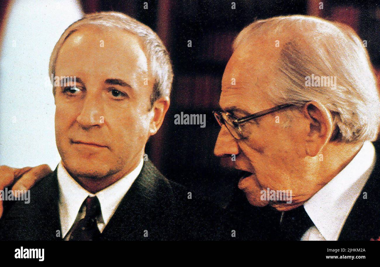 PETER SELLERS, MELVYN DOUGLAS, ÊTRE LÀ, 1979 Banque D'Images