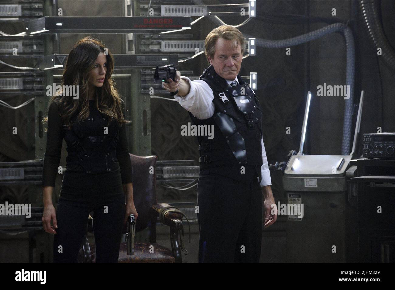 KATE BECKINSALE, BRYAN CRANSTON, Total Recall, 2012 Banque D'Images