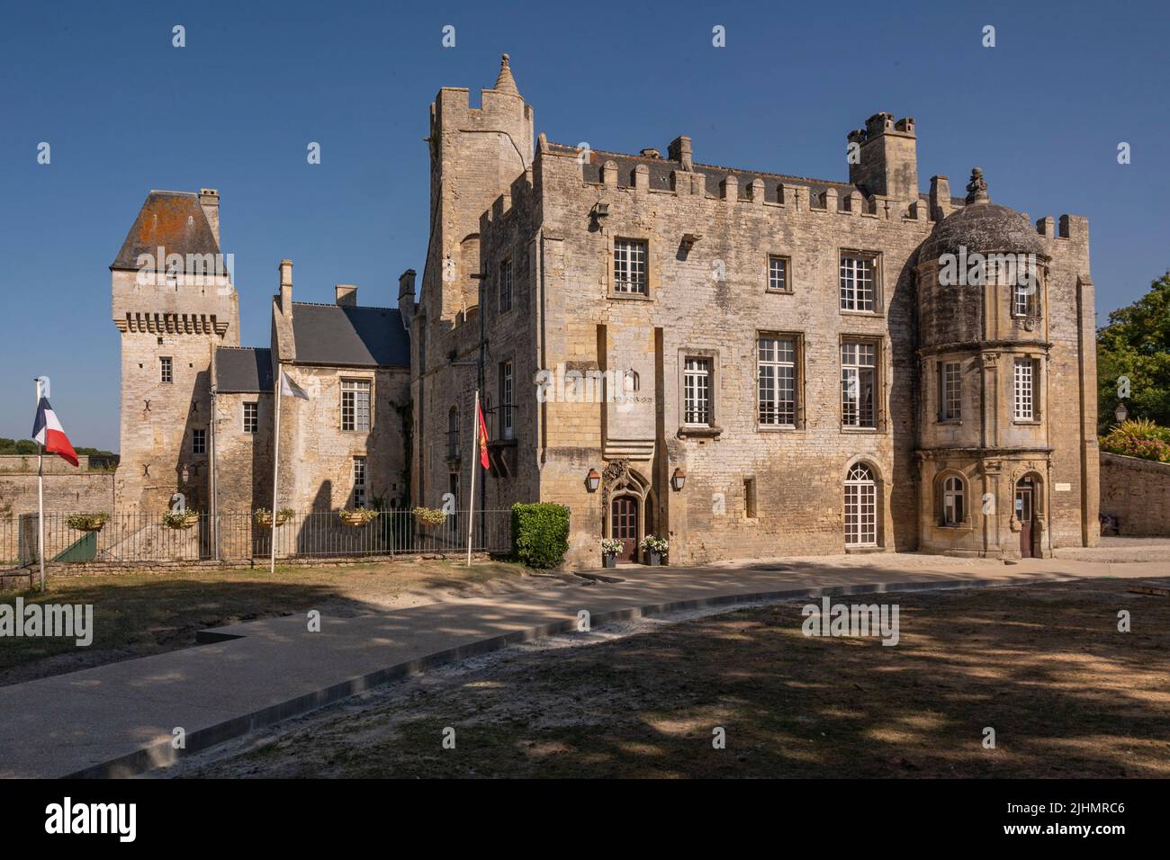 Le château de Creully dans le département du Calvados de France Banque D'Images