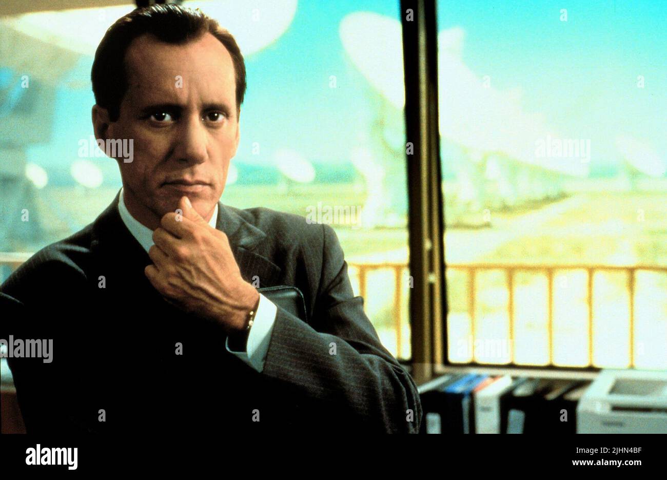 JAMES WOODS, CONTACT, 1997 Banque D'Images
