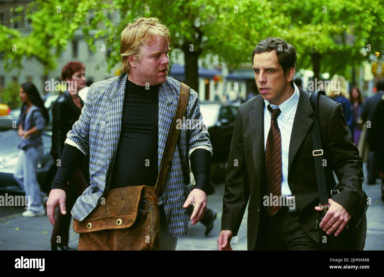 PHILIP SEYMOUR HOFFMAN, Ben Stiller, ALONG CAME POLLY, 2004 Banque D'Images
