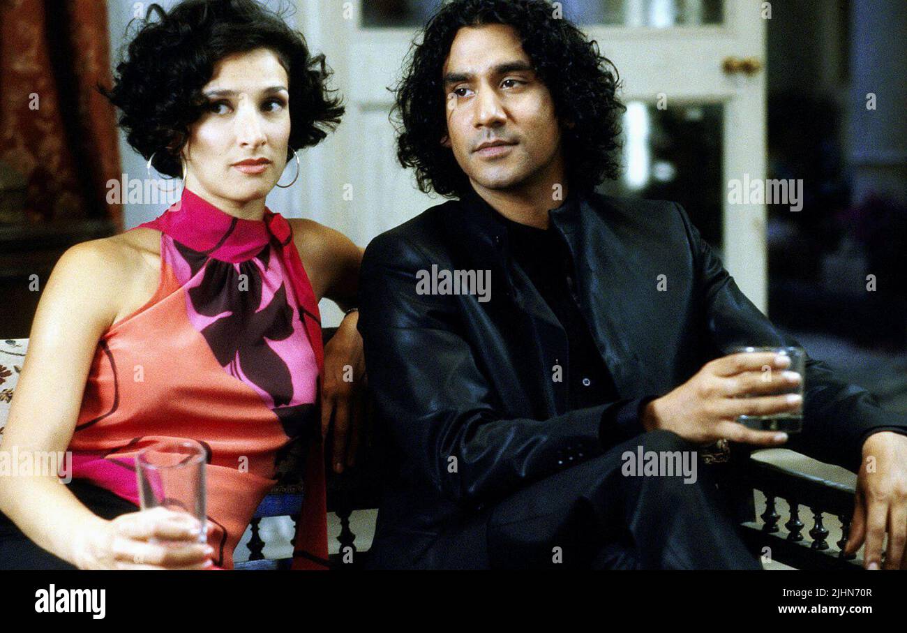 INDIRA VARMA, NAVEEN ANDREWS, mariée et le préjudice, 2004 Banque D'Images