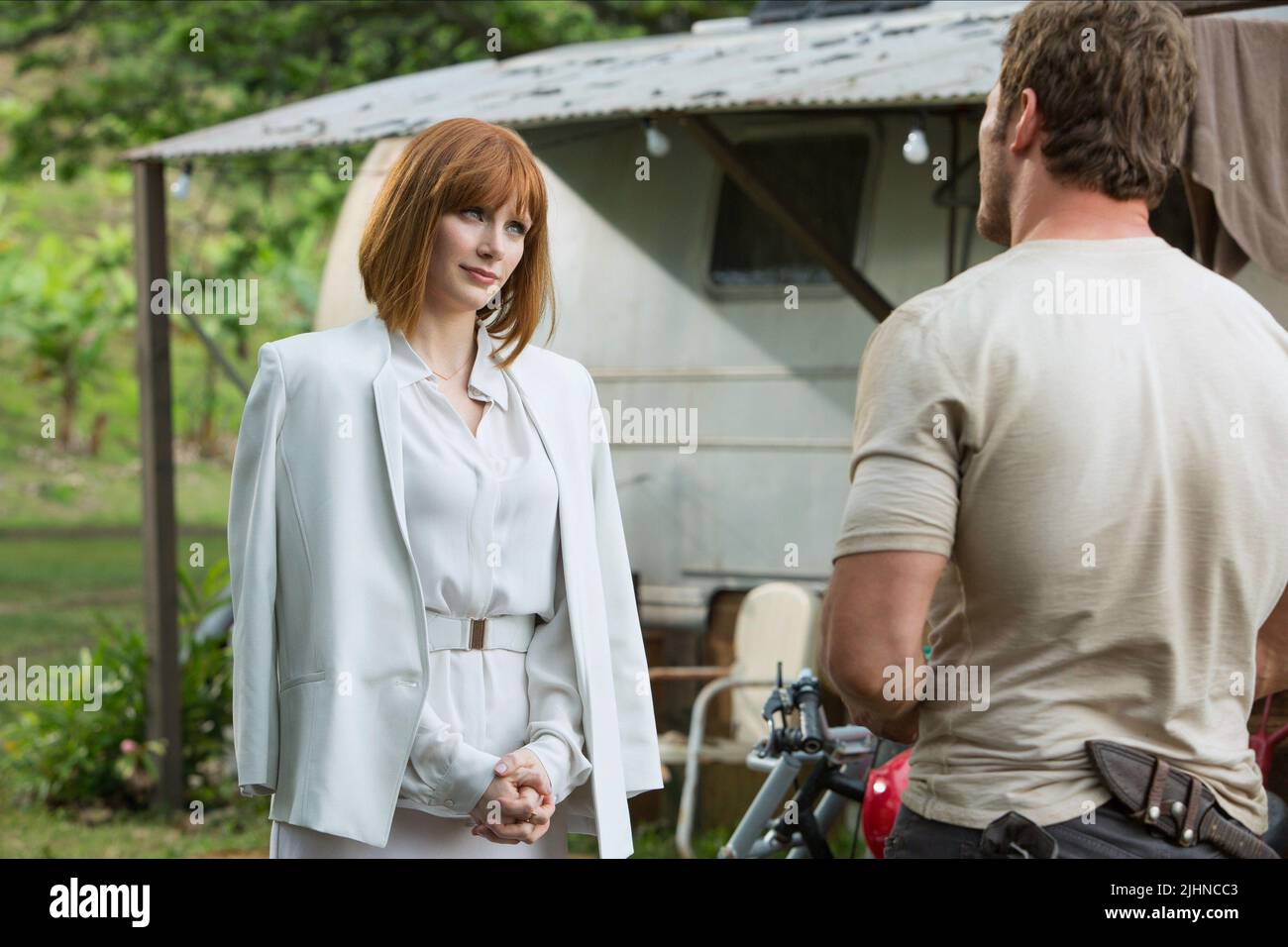 BRYCE DALLAS HOWARD, CHRIS PRATT, JURASSIC WORLD, 2015 Banque D'Images
