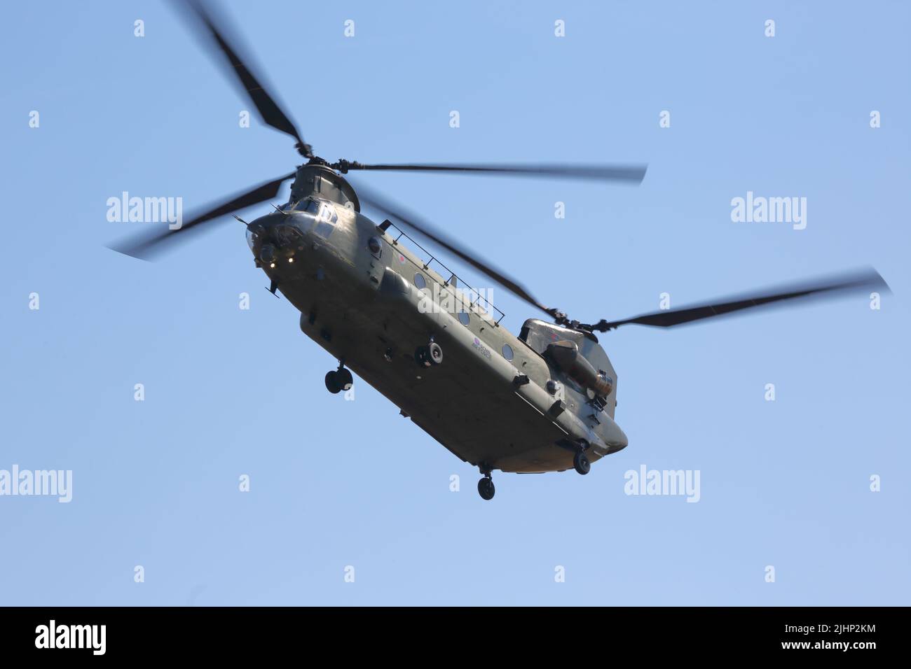 Fairford, Royaume-Uni. 16th juillet 2022. Boeing CH-47 Chinook a mis à l'épreuve le Royal International Air Tattoo 2022 de RAF Fairford, au Royaume-Uni Banque D'Images