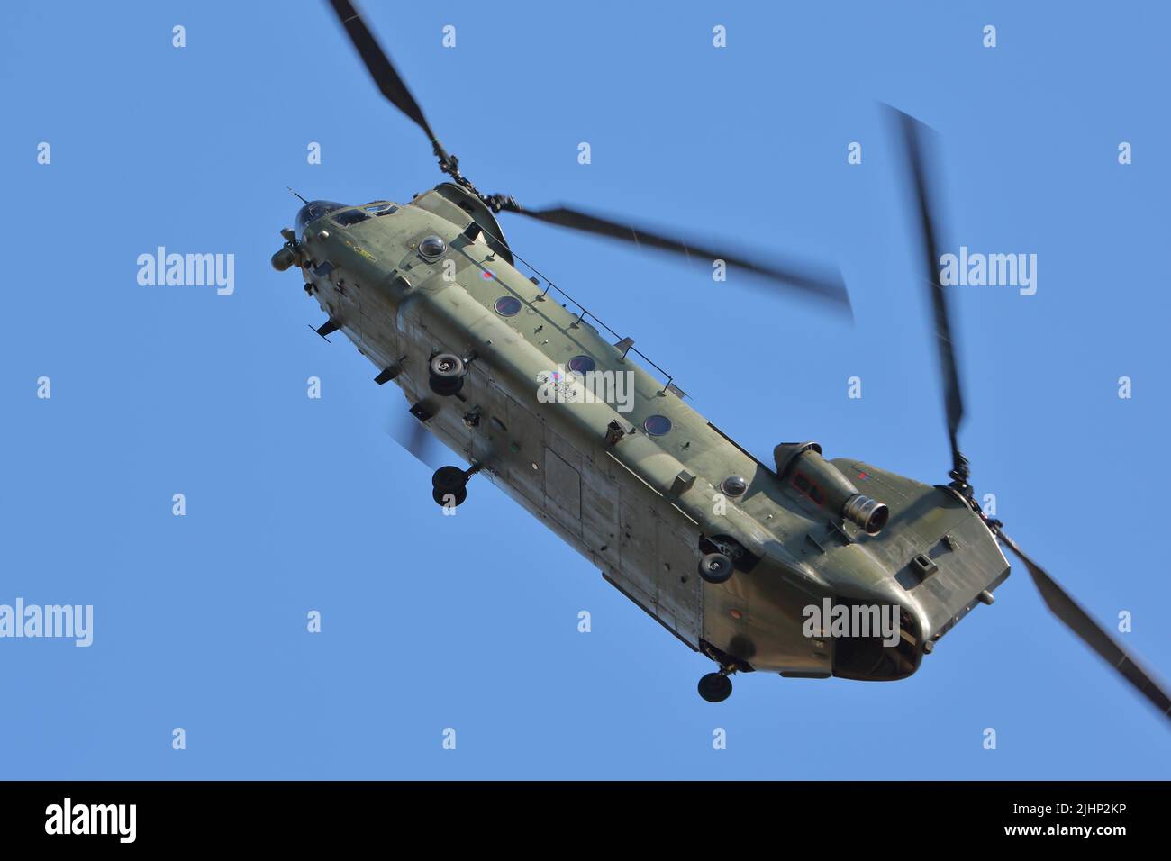 Fairford, Royaume-Uni. 16th juillet 2022. Boeing CH-47 Chinook a mis à l'épreuve le Royal International Air Tattoo 2022 de RAF Fairford, au Royaume-Uni Banque D'Images