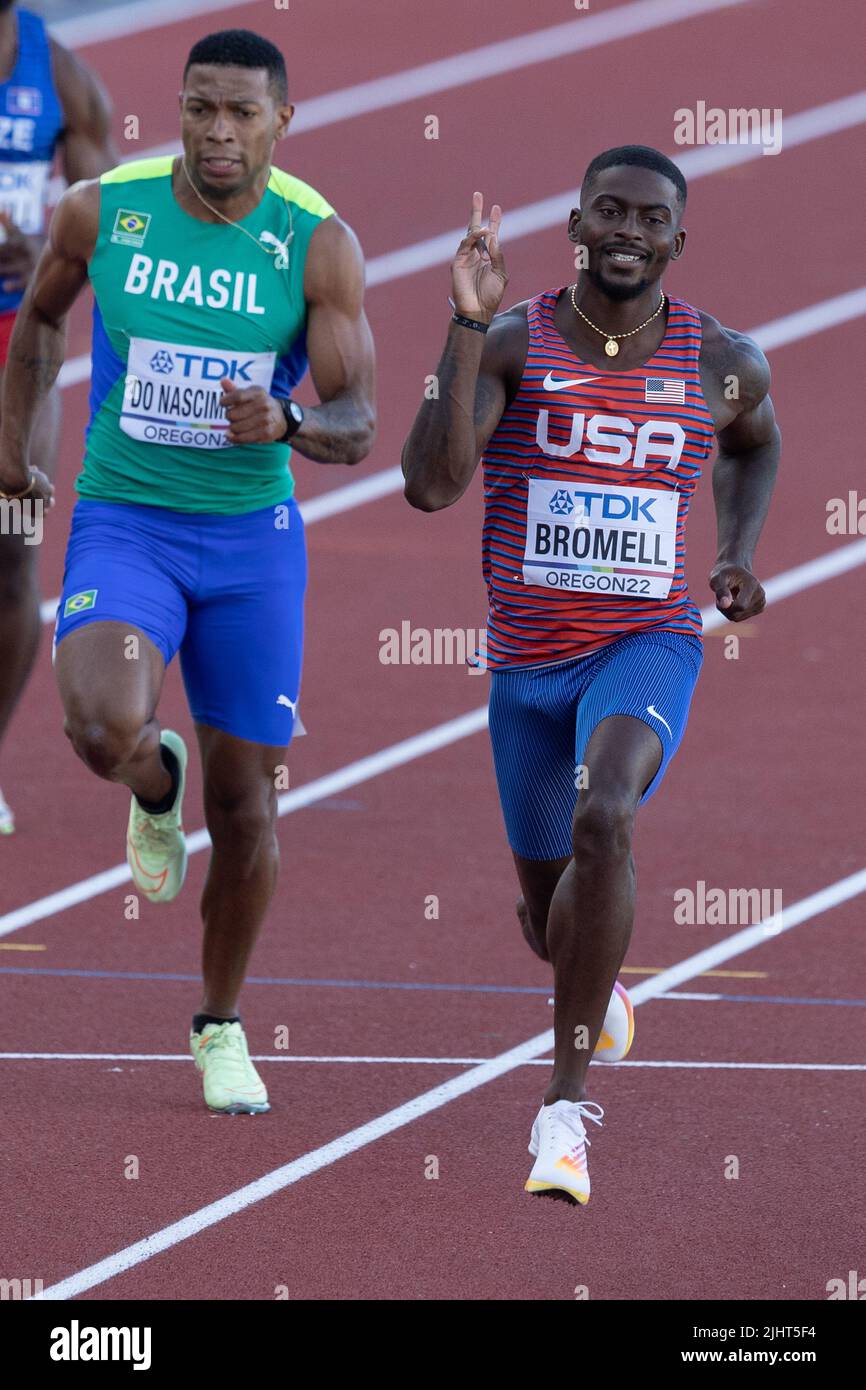 Trayvon Bromell (USA) court un 9,89 dans la première ronde le 100 mètres pendant la séance de l'après-midi le jour 1 des Championnats du monde d'athlétisme Oregon22, Frid Banque D'Images