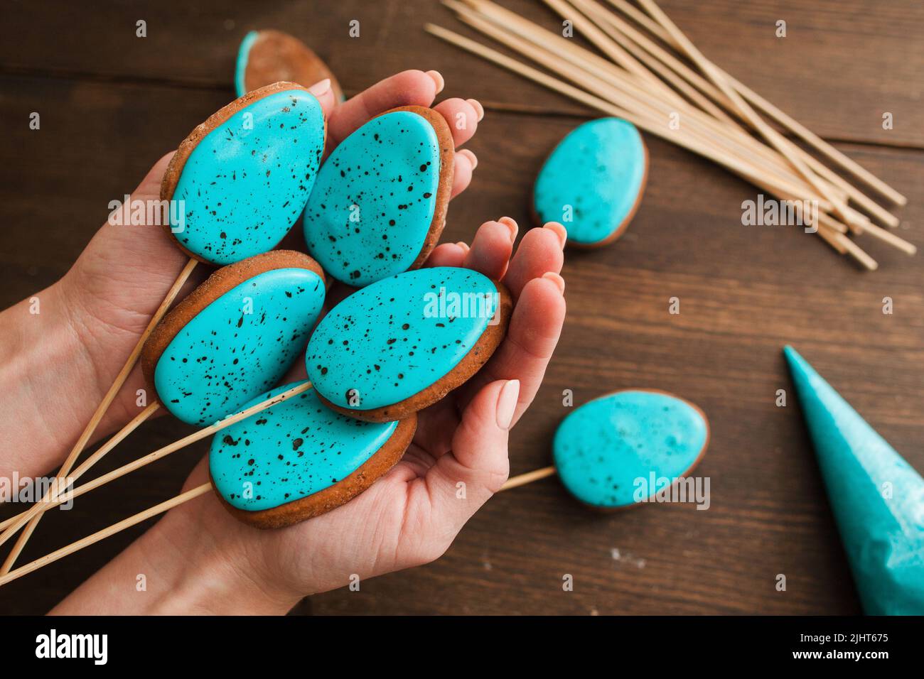Desserts et bonbons faits main. Art culinaire Banque D'Images