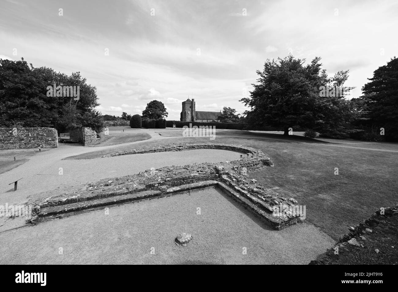 Les vestiges d'une église normande ont été détroyés lors de la dissolution des monastères en 1538 sous le roi Henri VIII Banque D'Images