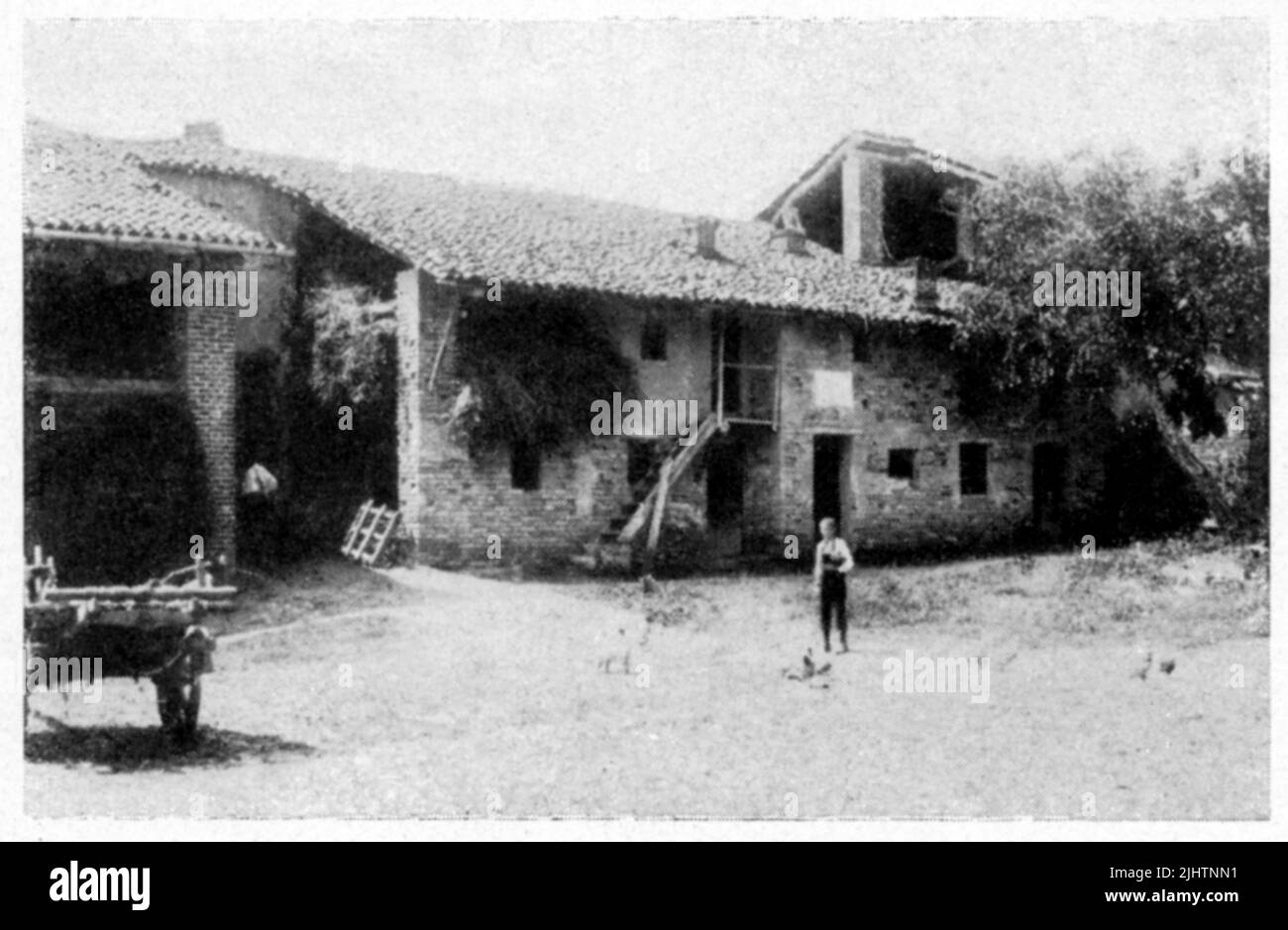 1910 CA, CASTELNUOVO , ASTI , ITALIE : le lieu de naissance , à I Becchi , de l'italien Saint Don GIOVANNI B.S. ( 1815 - 1888 ). Photographe inconnu , pubblié dans le livre ' Vita di S. Giovanni Bosco ' vol. 1, par Sacerdote G. B. Lemoyne , Società Editrice Internazionale , Réimpression 1934 .- SANTO - RELIGIONE CATTOLICA - RELIGION CATHOLIQUE - bienheureux - illustrazione - Eglise catholique romaine - ARCHITETURA - ARCHITECTURE - HISTOIRE - FOTO STORICHE - casa natale - luogo di nascita - GÉOGRAPHIE - GEOGRAFIA - - Archivio GBB Banque D'Images