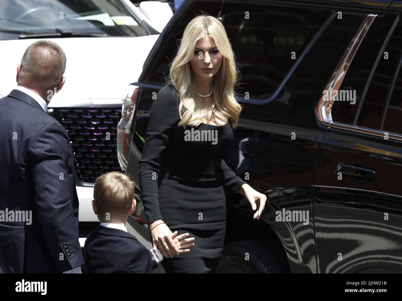 New York, États-Unis. 20th juillet 2022. Ivanka Trump la fille d'Ivana Trump, première femme de l'ancien président Donald Trump, arrive mercredi aux funérailles de sa mère, 20 juillet 2019, à New York. Photo par Peter Foley/UPI crédit: UPI/Alay Live News Banque D'Images