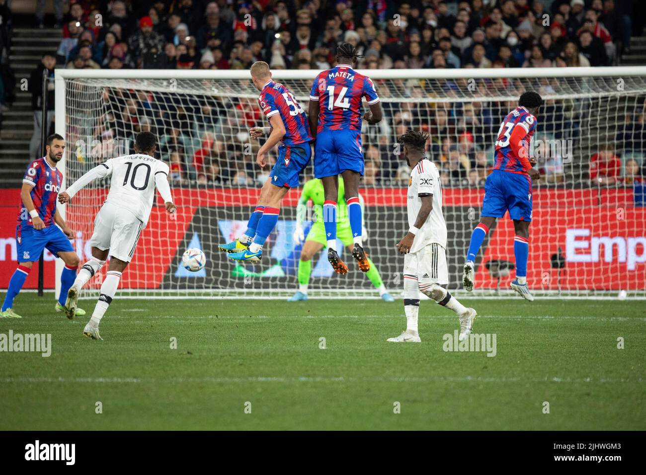 Melbourne, Australie. 19th juillet 2022. Marcus Rashford, de Manchester United, a un coup de pied gratuit lors du match pré-saison entre Manchester United et Crystal Palace au Melbourne Cricket Ground. Manchester United défait Crystal Palace 3-1. Crédit : SOPA Images Limited/Alamy Live News Banque D'Images