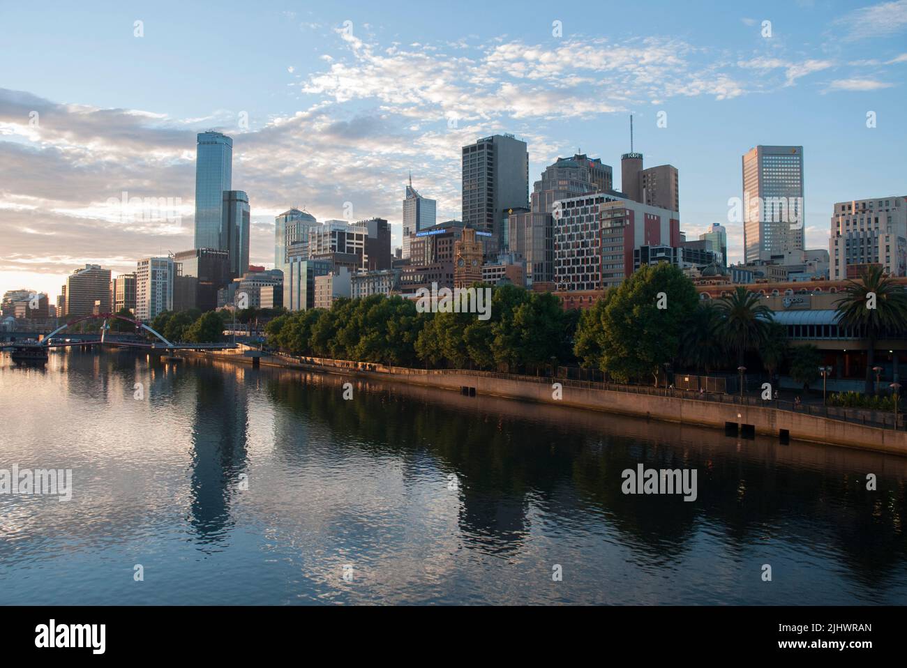 Soirée d'été sur la Yarra à Southbank, Melbourne Banque D'Images