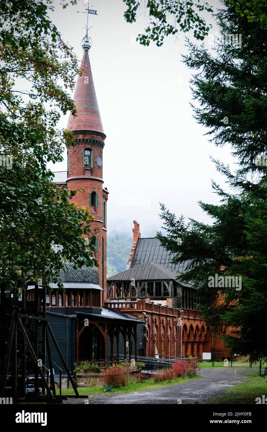 Sokołowsko, ancien Goerbersdorf - premier sanatorium mondial des maladies pulmonaires, le lieu d'action du roman d'Olga Tokarczuk 'Empuzjon'. Banque D'Images