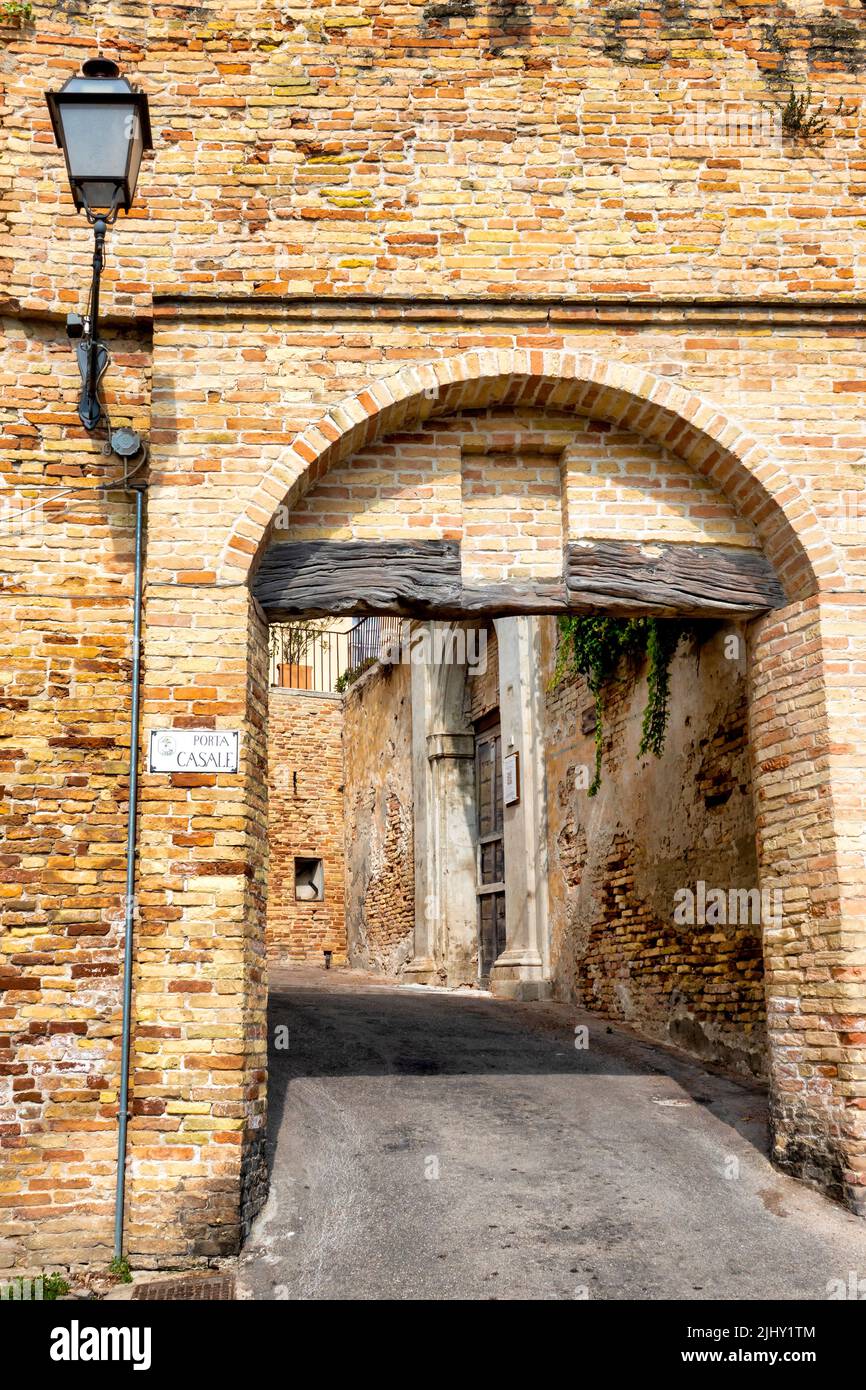 Porta Casale à Città Sant'Angelo, Italie Banque D'Images