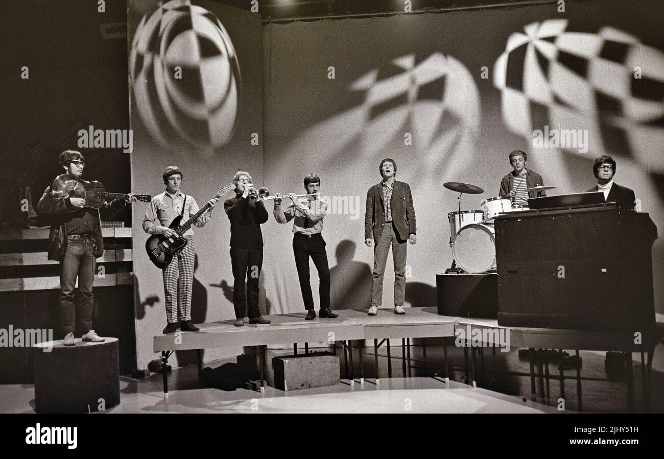 MANFRED MANN UK rock group inon Top of the POPS en 1965. Photo : Tony Gale Banque D'Images