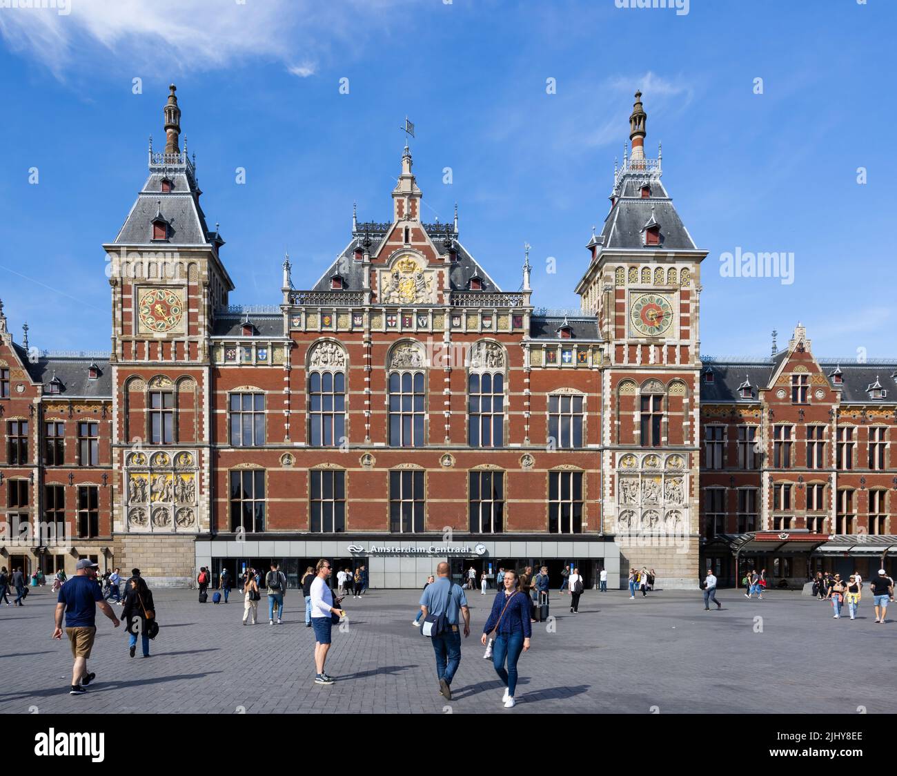 Renaissance Revival architecture, Amsterdam Centraal Station, pays-Bas Banque D'Images